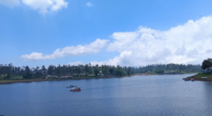 IndoHolidayTourGuide | Danau Situ Cileunca Pangalengan, Destinasi Wisata Alam yang Memukau